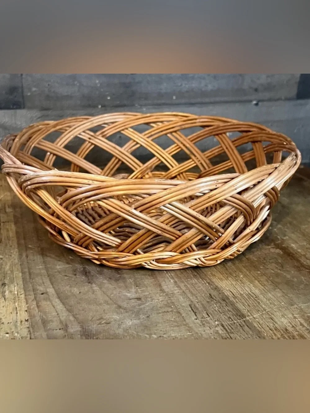 Vintage set of Two Woven Rattan/wicker Decorative Baskets